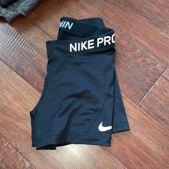 Brand new Nike pro spandex